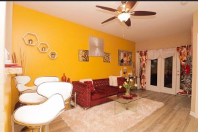 5 star luxury 1 bedroom condo